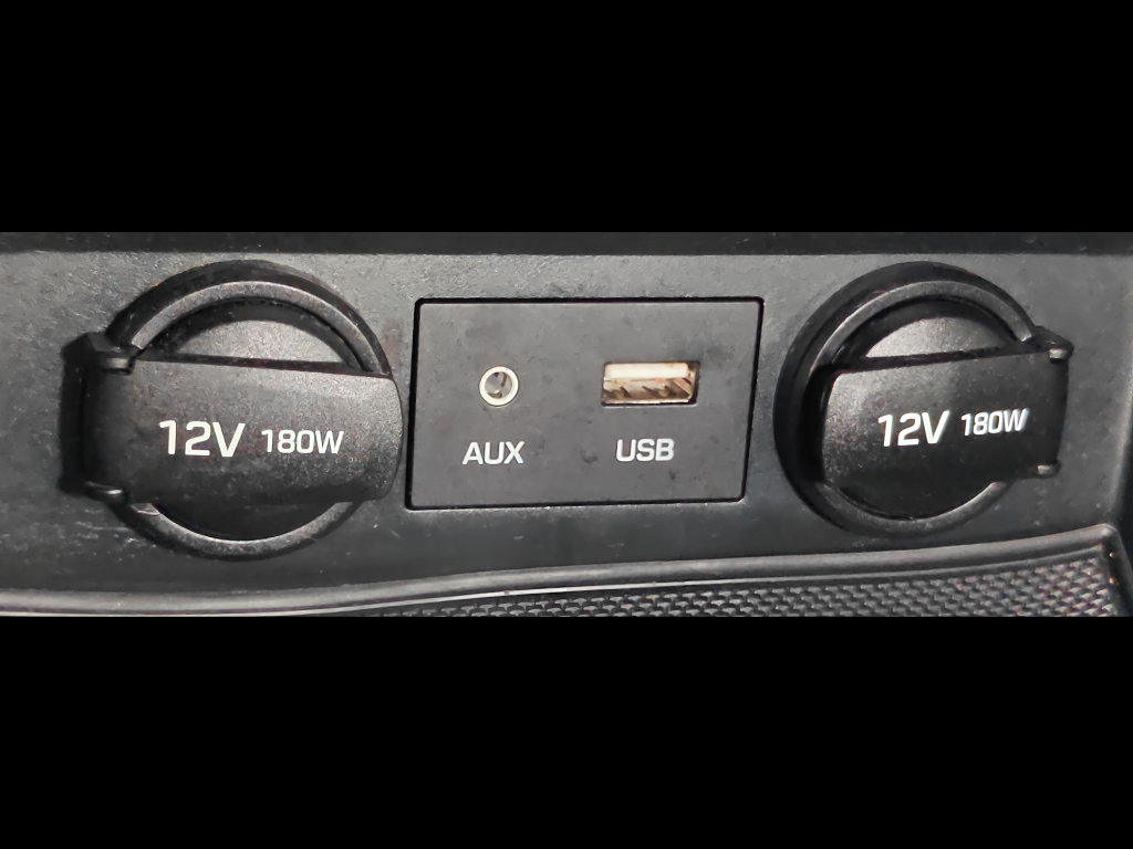 Used 2018 Hyundai Elantra SEL FWD image 35