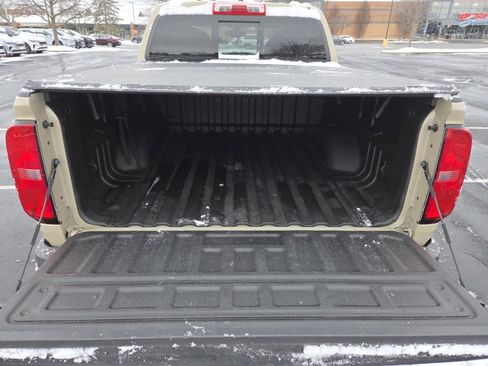 Used 2022 Chevrolet Colorado ZR2 image 19