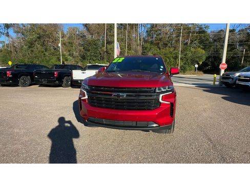 Used 2022 Chevrolet Suburban RST w/ Luxury Package image 7