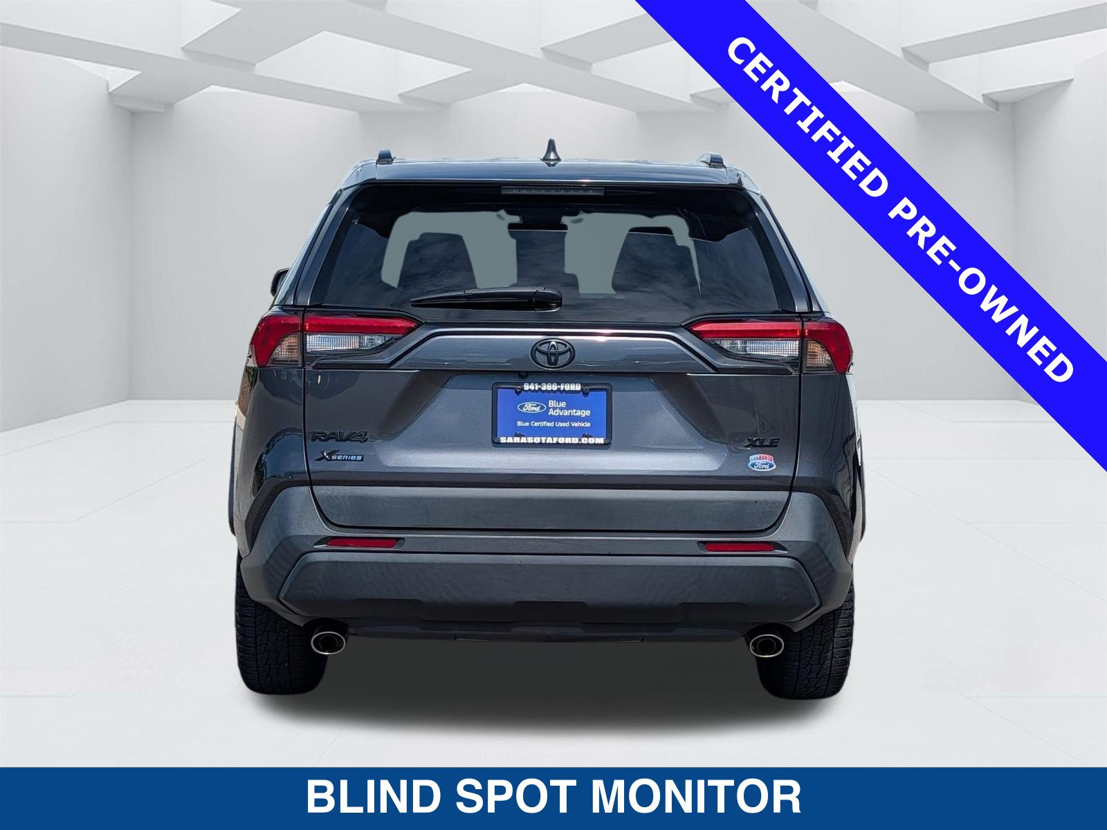 Used 2023 Toyota RAV4 XLE FWD image 6