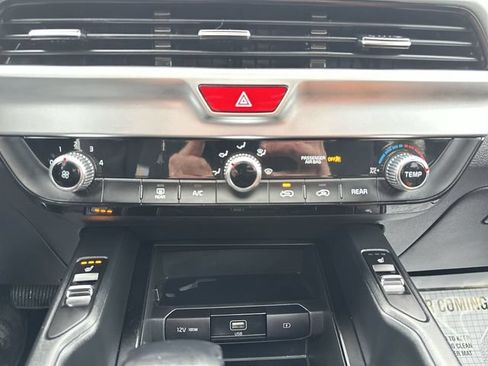 Used 2021 Kia Telluride S AWD/4WD image 19