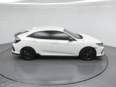 Used 2018 Honda Civic Sport image 32