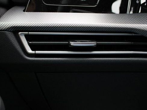 New 2026 Volkswagen GTI SE image 10