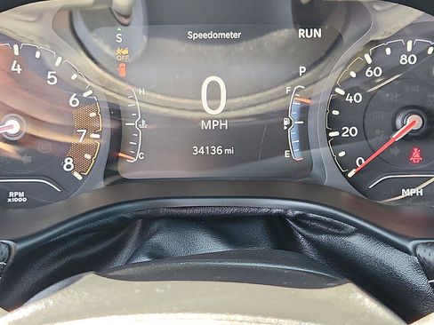 Used 2022 Jeep Compass Latitude AWD/4WD image 17
