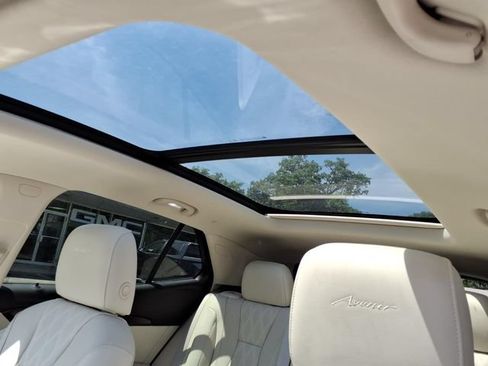 Used 2023 Buick Envision Avenir FWD image 22