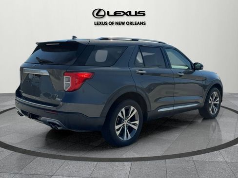 Used 2020 Ford Explorer Platinum w/ Premium Technology Package image 7