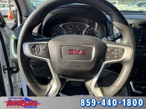 Used 2023 GMC Terrain SLE w/ Driver Convenience Package image 17