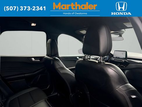 Used 2025 Ford Escape ST-Line AWD/4WD image 16