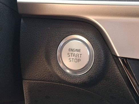Used 2025 Kia Telluride EX FWD image 25
