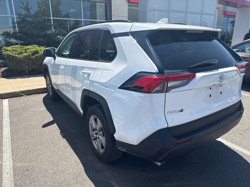 Used 2025 Toyota RAV4 XLE FWD image 7