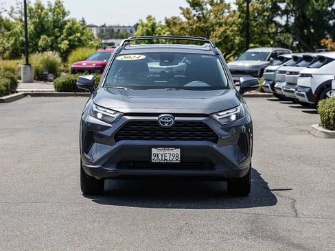 Used 2024 Toyota RAV4 LE AWD/4WD image 7