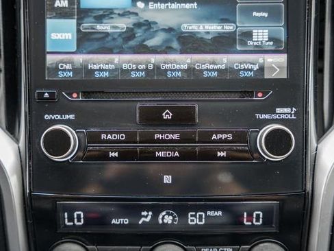 Used 2022 Subaru Ascent Limited image 25