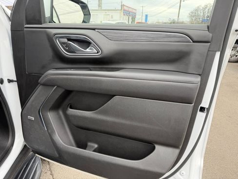 Used 2021 GMC Yukon XL SLT AWD/4WD image 13