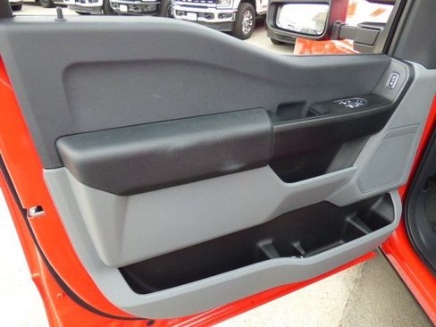 New 2026 Ford F250 XL w/ XL Chrome Package image 21