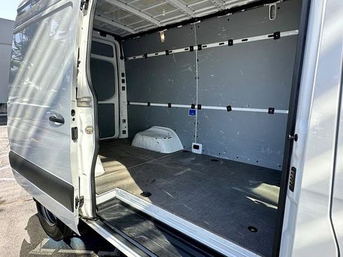 Used 2021 Mercedes-Benz Sprinter 3500 image 12