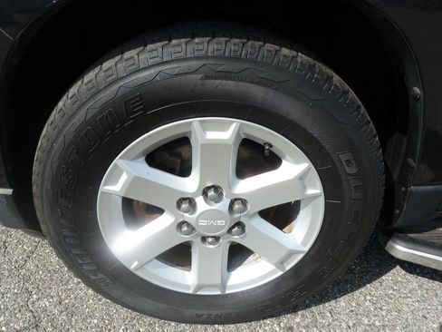 Used 2013 GMC Acadia SLE FWD image 12
