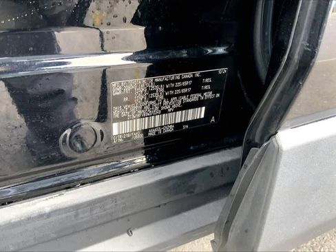 Certified 2025 Toyota RAV4 XLE FWD image 34