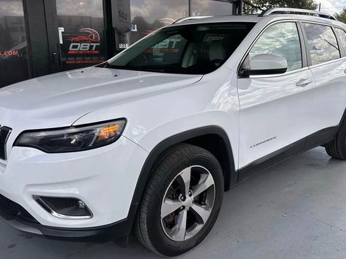 Used 2019 Jeep Cherokee Limited image 1