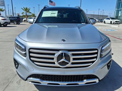 New 2026 Mercedes-Benz GLB 250 image 2