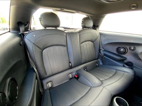 Certified 2024 MINI Cooper SE image 27