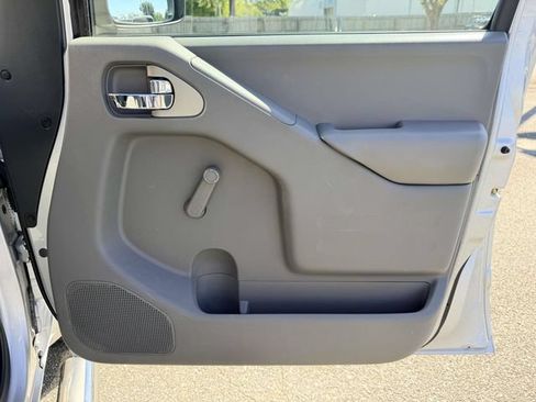 Used 2016 Nissan Frontier S w/ S Preferred Package RWD image 8