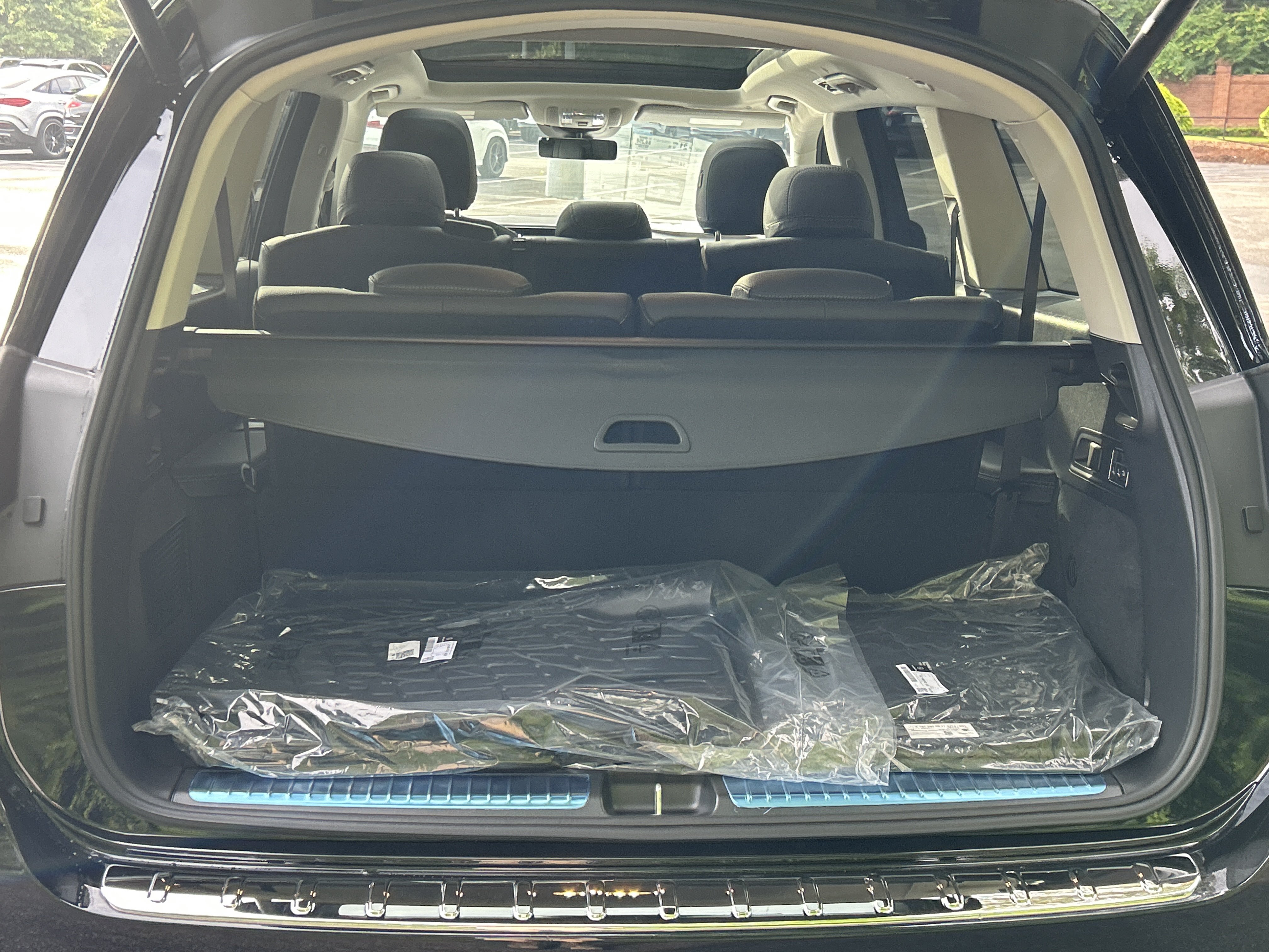 New 2026 Mercedes-Benz GLS 450 4MATIC image 9
