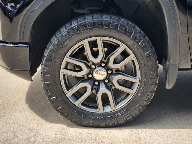 Used 2021 GMC Sierra 1500 AT4 w/ AT4 Value Package AWD/4WD image 10