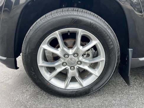 Used 2015 Jeep Grand Cherokee Summit image 30