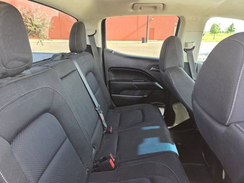 Used 2018 Chevrolet Colorado LT AWD/4WD image 36