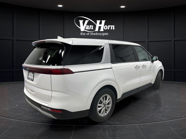 Used 2024 Kia Carnival LX FWD image 7