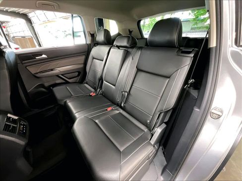 Used 2023 Volkswagen Atlas SE AWD/4WD image 27