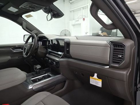New 2026 Chevrolet Silverado 1500 LTZ w/ Z71 Off-Road Package image 28