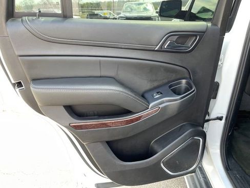 Used 2015 GMC Yukon SLE w/ Convenience Package image 29