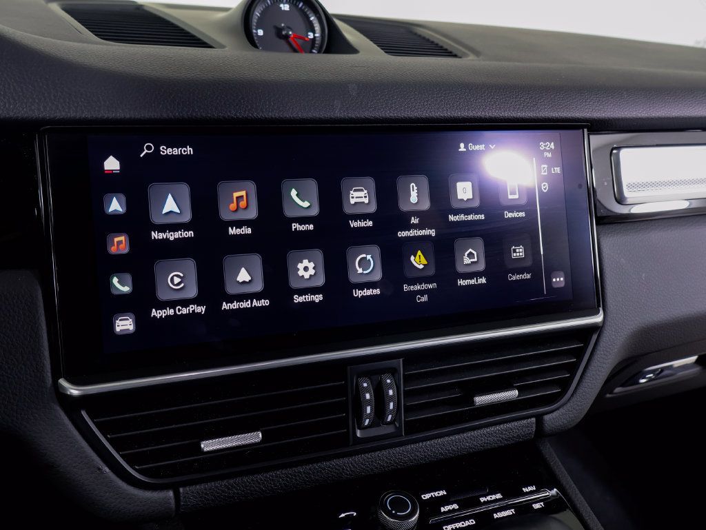 Certified 2023 Porsche Cayenne Platinum Edition AWD/4WD image 15