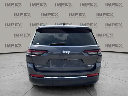 Used 2024 Jeep Grand Cherokee L Laredo RWD image 4