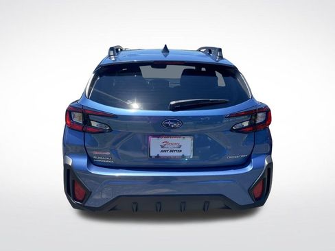 Used 2024 Subaru Crosstrek 2.0i Premium AWD/4WD image 12