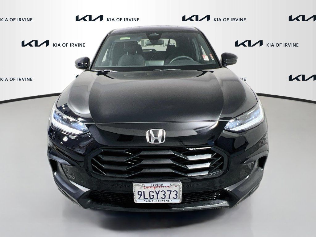 Used 2024 Honda HR-V Sport image 2