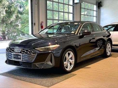 Used 2025 Audi A5 2.0T Premium w/ Convenience Package AWD/4WD image 2