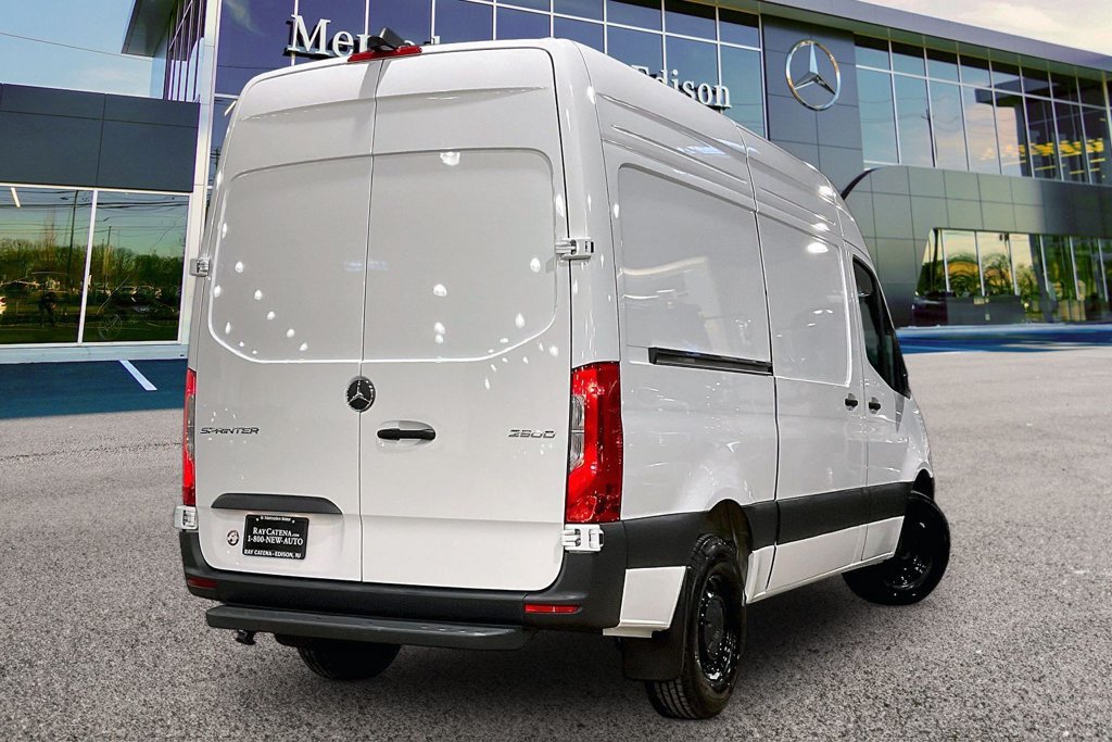 Used 2026 Mercedes-Benz Sprinter 2500 image 10
