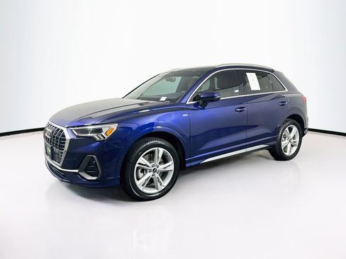 Used 2022 Audi Q3 2.0T Premium Plus AWD/4WD image 3