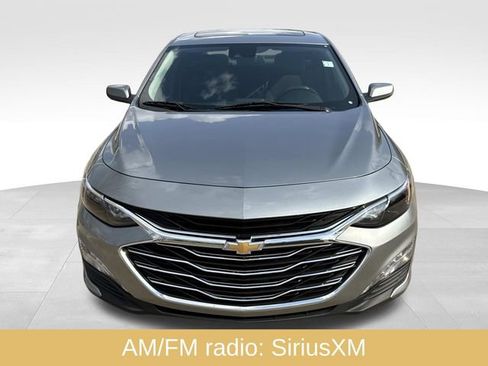 Used 2024 Chevrolet Malibu LT image 2