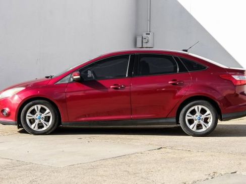 Used 2013 Ford Focus SE image 10