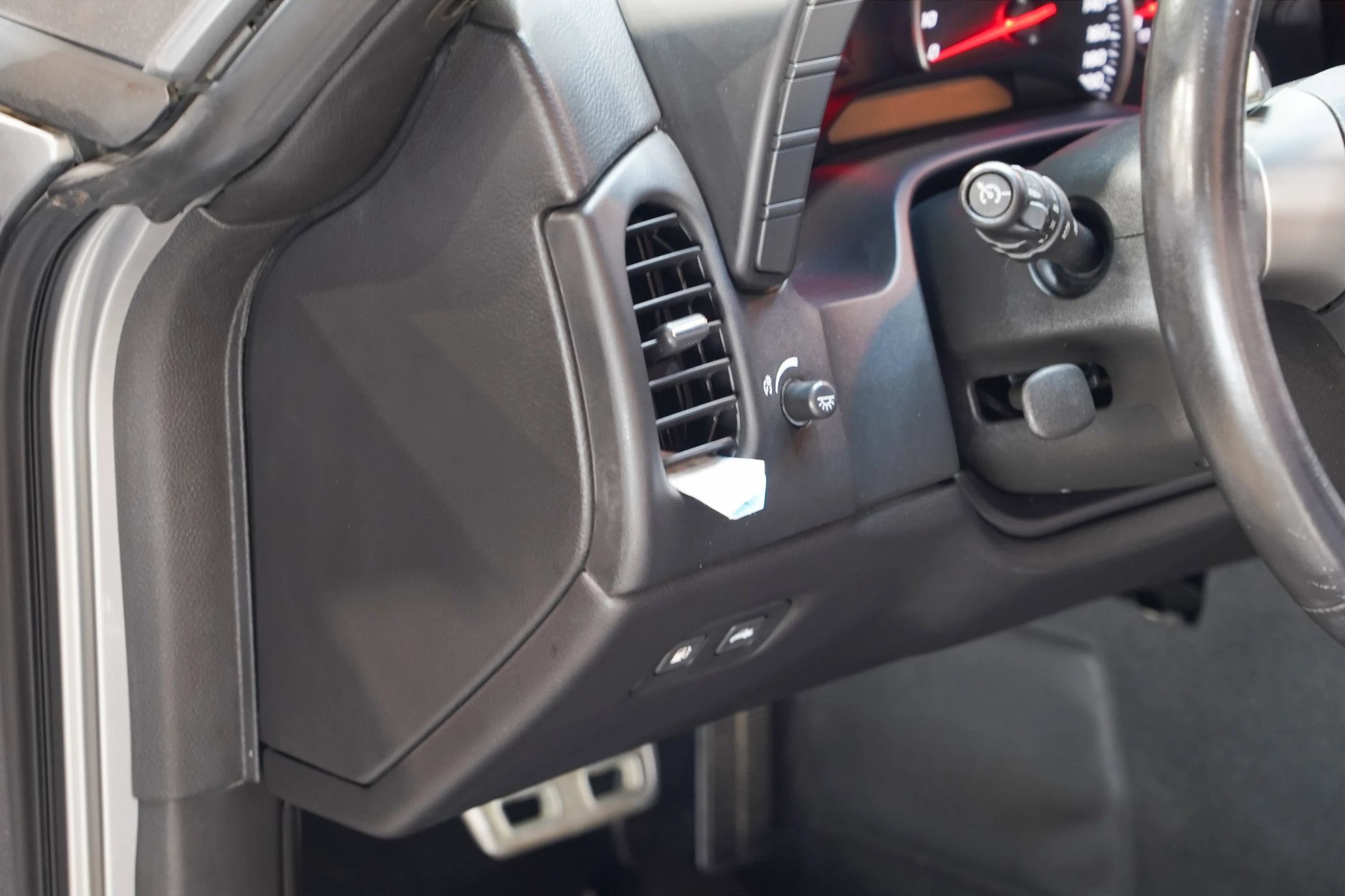Used 2008 Chevrolet Corvette Coupe RWD image 38