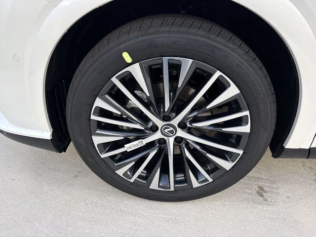 New 2026 Lexus RX 350 w/ Convenience Package AWD/4WD image 10