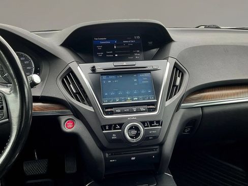 Used 2019 Acura MDX w/ Technology & Entertainment AWD/4WD image 9