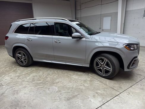Certified 2024 Mercedes-Benz GLS 450 4MATIC image 6