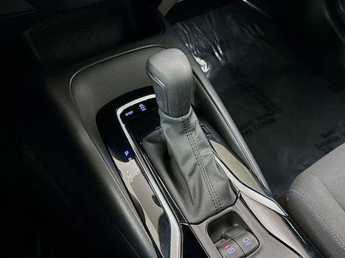 Used 2021 Toyota Corolla SE w/ Carpet Mat Package (TMS) image 17