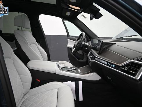 Used 2024 BMW X5 sDrive40i w/ Premium Package RWD image 21