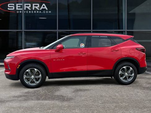 Used 2023 Chevrolet Blazer LT w/ Convenience Package FWD image 2
