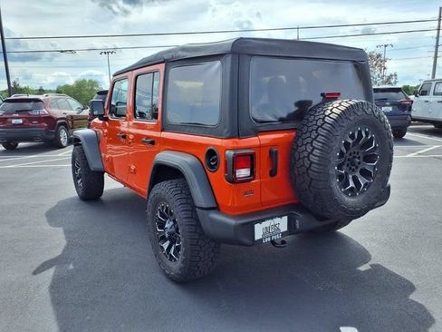Used 2020 Jeep Wrangler Unlimited Sport w/ Technology Group AWD/4WD image 19